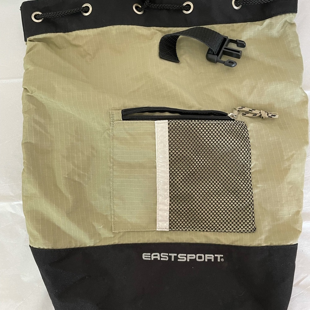 Eastport backpack duffel Round EUC no rips or stains reflective light